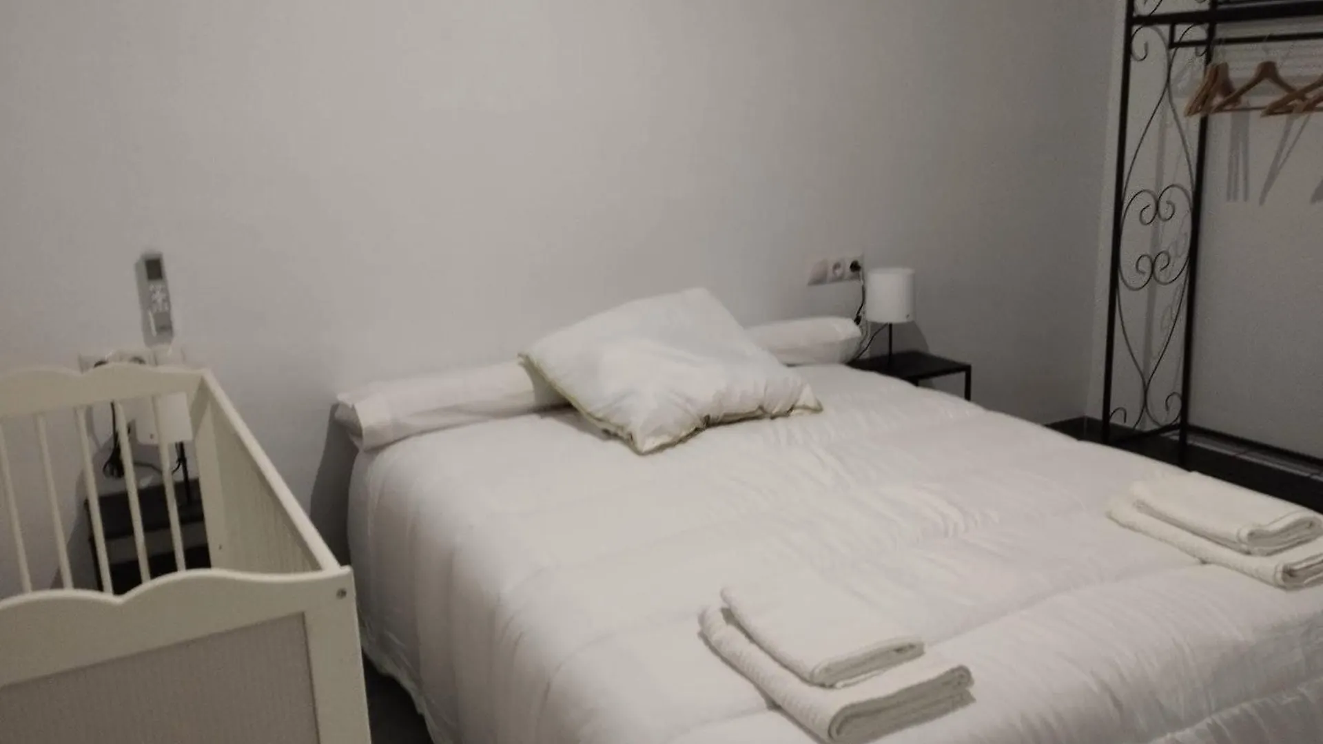 Apartment Apartamentos La Avenida La Puebla de Cazalla